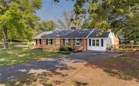 208 Mountain View Rd, King, NC 27021 photo 33