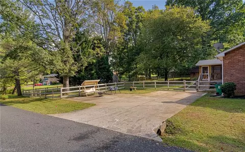 208 Mountain View Rd, King, NC 27021 photo 30