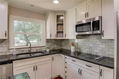 208 Mountain View Rd, King, NC 27021 photo 8