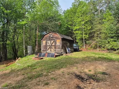 00 Summit Rd, Purlear, NC 28665 photo 14