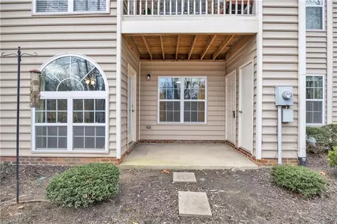 6702 Friendly Ave W #3C, Greensboro, NC 27410