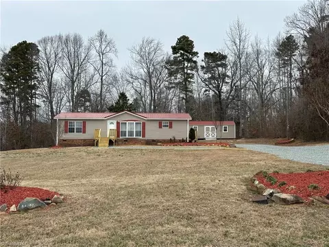 426 Frank Hulin Rd, Lexington, NC 27295