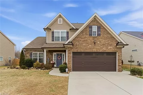 512 Paul Pope Rd, Thomasville, NC 27360