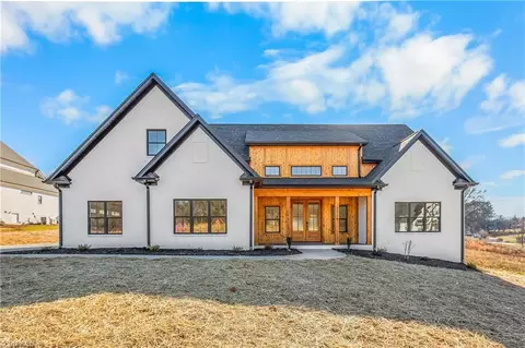 3714 Beroth Cir, Pfafftown, NC 27040