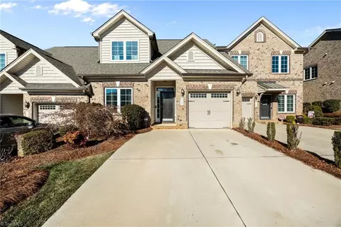 715 Piedmont Crossing Dr #14, High Point, NC 27265
