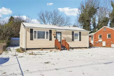 922 Llano Pl, Greensboro, NC 27401
