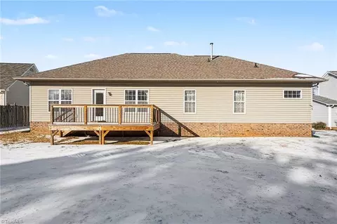 Exterior - 616 Nova Ave, High Point, NC 27265 photo 3 of 5
