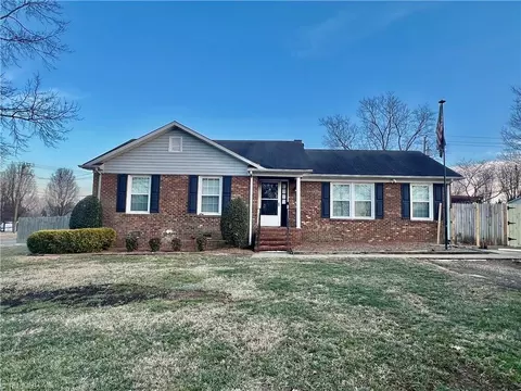 5236 Hicone Rd, Mcleansville, NC 27301
