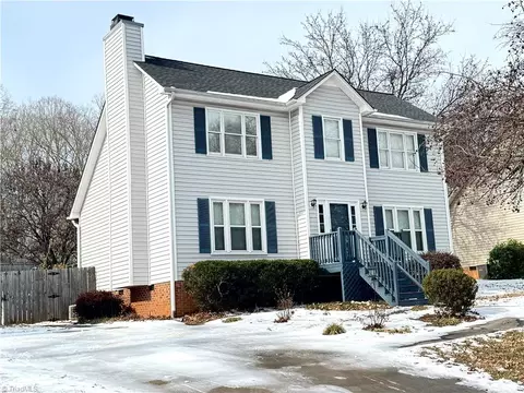 1608 Springfield Way Dr, Clemmons, NC 27012