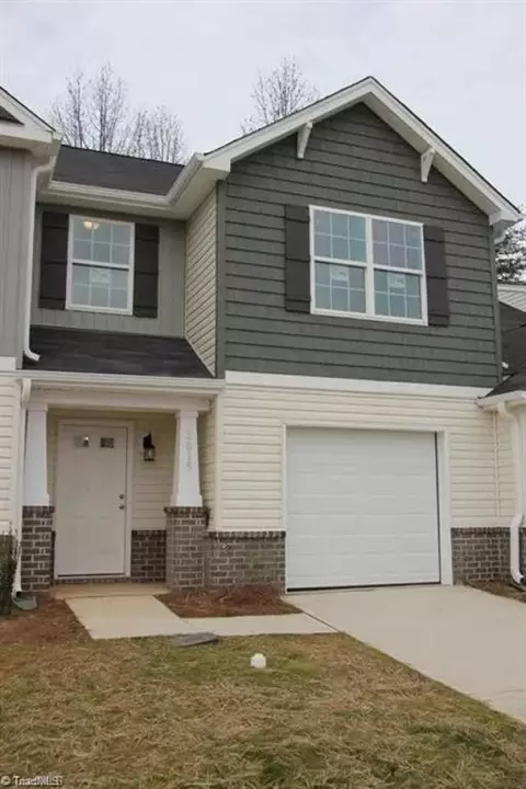 3815 Copperfield Ct, High Point, NC 27265