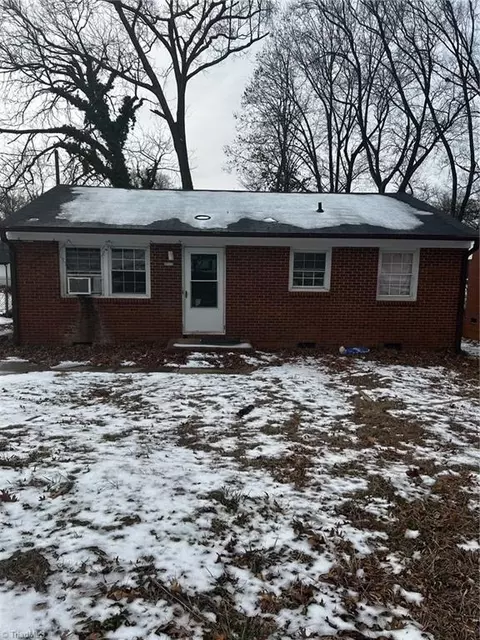 1412 Victory St, Greensboro, NC 27407