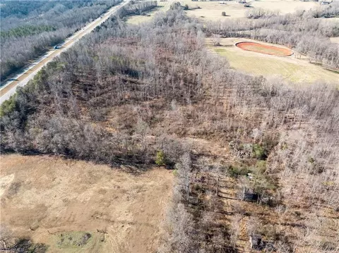 00 Palomino Rd, Yadkinville, NC 27055