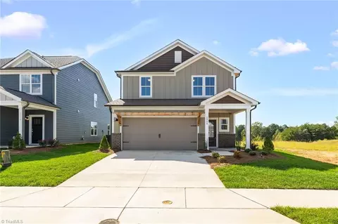1713 Creekline Dr, Kernersville, NC 27284