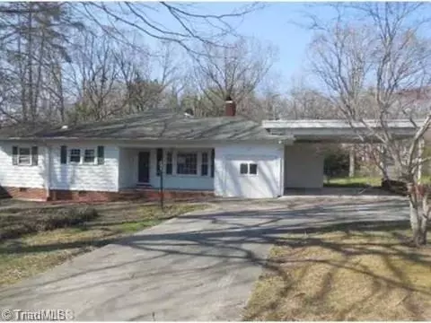 243 Hawthorne Dr, Asheboro, NC 27205