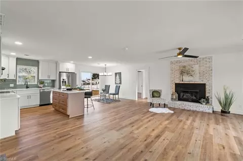 Living - 3856 Azalea Ln, Trinity, NC 27370 photo 1 of 4
