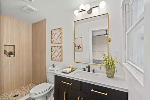 Bath - 3856 Azalea Ln, Trinity, NC 27370 photo 6 of 6