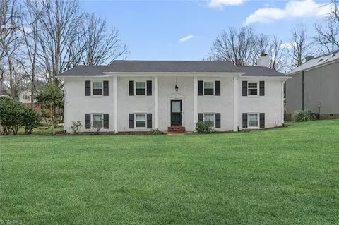 1204 Pebble Dr, Greensboro, NC 27410