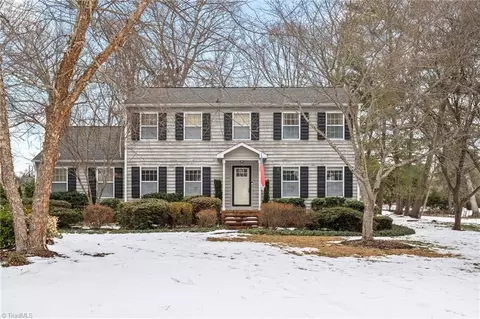219 Prestwick Dr, High Point, NC 27265