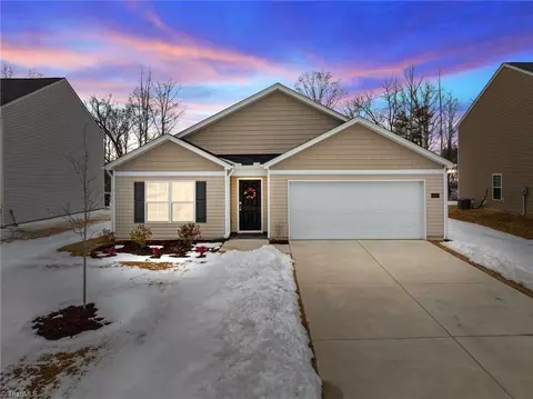 4997 Payne St, Trinity, NC 27370