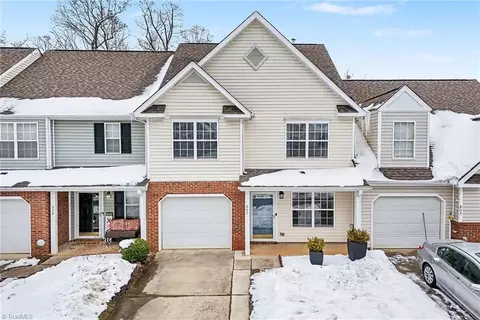 866 Creek Crossing Trl, Whitsett, NC 27377