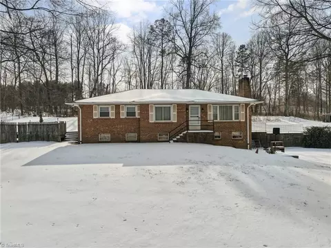 4150 High Point Rd, Winston Salem, NC 27107