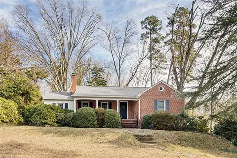 522 Edgewood Rd, Asheboro, NC 27205