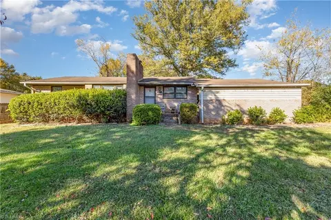 4013 Avera Ave, Winston Salem, NC 27106