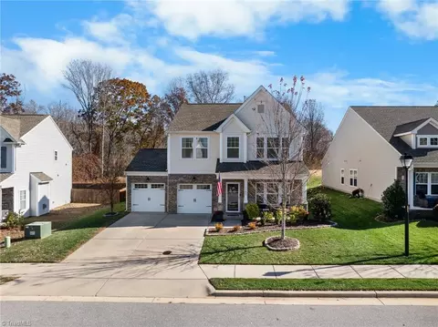 1325 Red Deer Dr, Kernersville, NC 27284