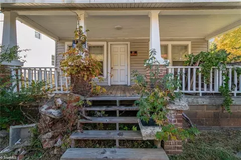 1053 Scales St N, Reidsville, NC 27320