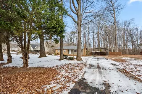 4917 Streamside Dr, Mcleansville, NC 27301