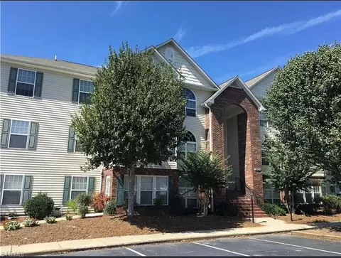 3721 Morris Farm Dr # 1C, Greensboro, NC 27409