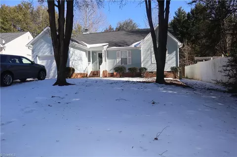 4702 Tuliptree Dr, Greensboro, NC 27455