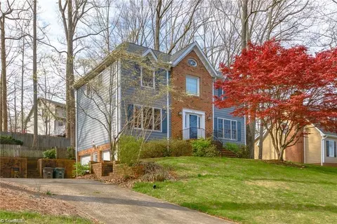 3512 Summerfield Ln, Winston Salem, NC 27106