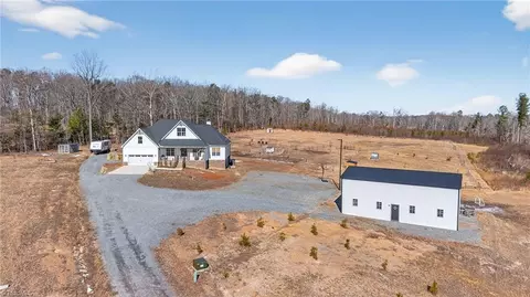 3685 Buffalo Ford Rd, Asheboro, NC 27205