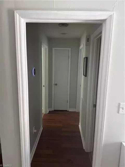 Entry Way - 2101 Arbrook Ln, High Point, NC 27265 photo 2 of 3