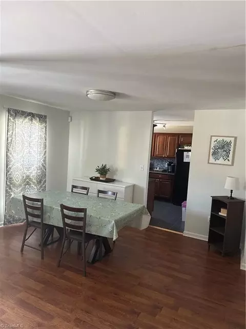 Dining - 2101 Arbrook Ln, High Point, NC 27265 photo 1 of 1