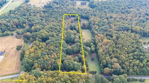 223 Wendy Oak Rd, Reidsville, NC 27320