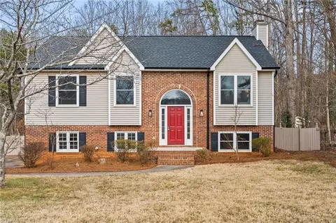 7135 Franklin Rd, Lewisville, NC 27023
