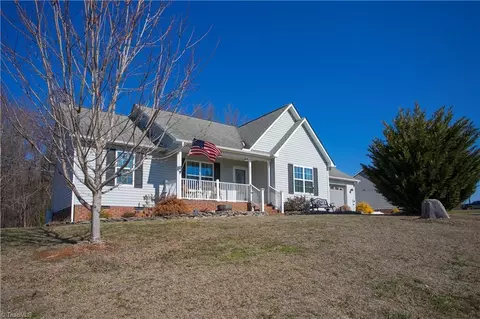 2549 Mary Viola Dr, Sophia, NC 27350