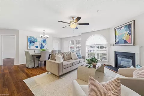 4285 Cedarcroft Ct #1D, Greensboro, NC 27409