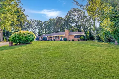 Exterior - 122 Pine St, King, NC 27021 photo 2 of 6