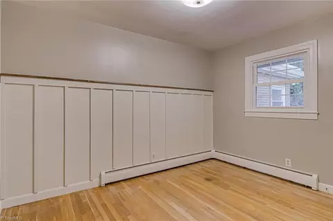 Bedroom - 122 Pine St, King, NC 27021 photo 3 of 4