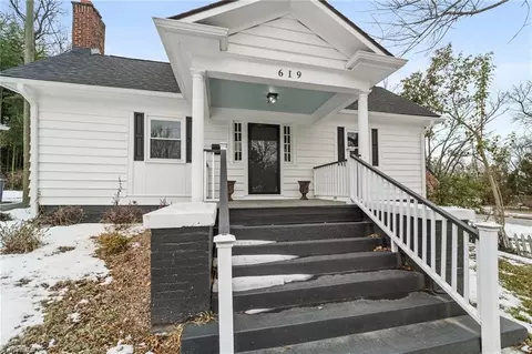 619 Mendenhall St N, Greensboro, NC 27401