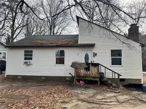 1136 Montlieu Ave, High Point, NC 27262