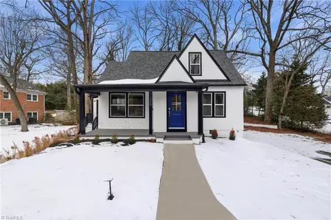 206 Stone St, Thomasville, NC 27360