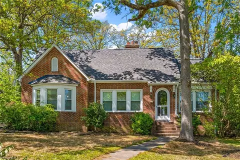 316 Spring St, Thomasville, NC 27360