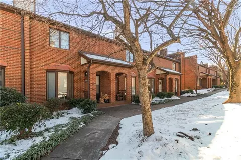 622 Walker Ave #C, Greensboro, NC 27403
