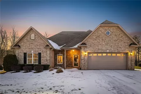 104 Gentle Pond Ct, Winston Salem, NC 27107