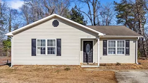 2313 Phillips Ave, Greensboro, NC 27405