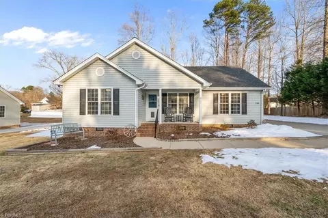 2148 Sarina Dr, Randleman, NC 27317